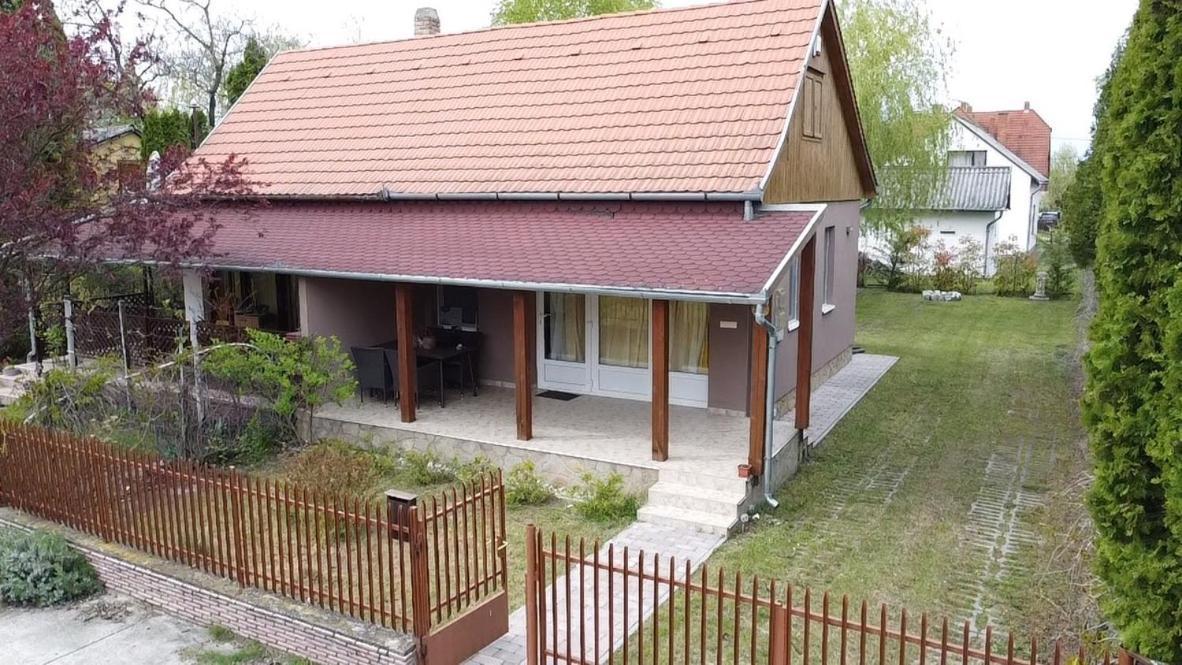 Vadszolo Apartman Balatonmariafurdo Exterior photo