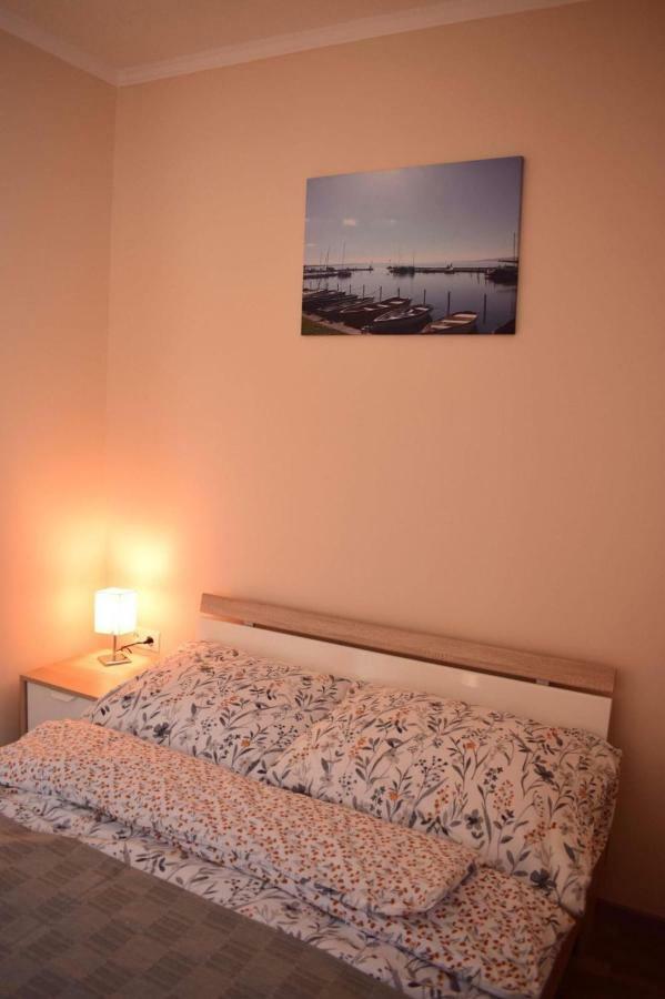 Vadszolo Apartman Balatonmariafurdo Exterior photo