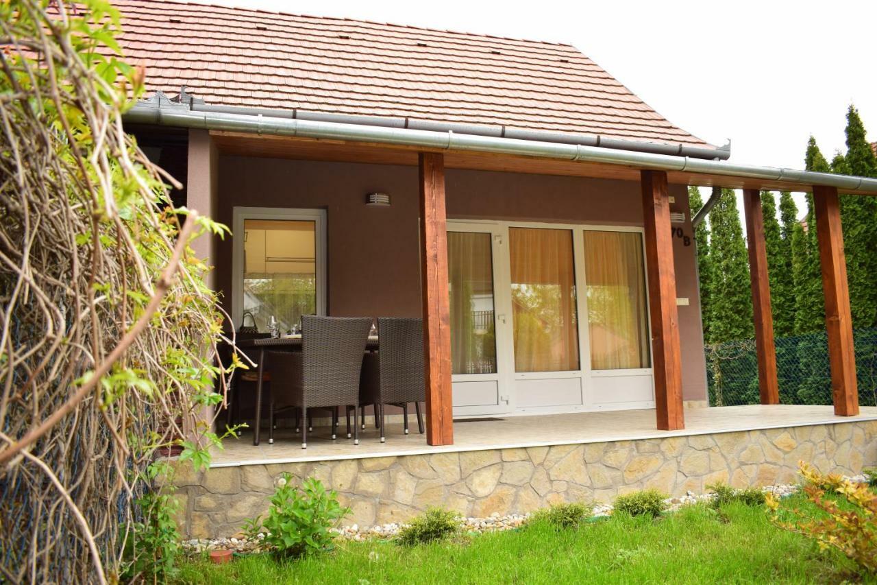 Vadszolo Apartman Balatonmariafurdo Exterior photo