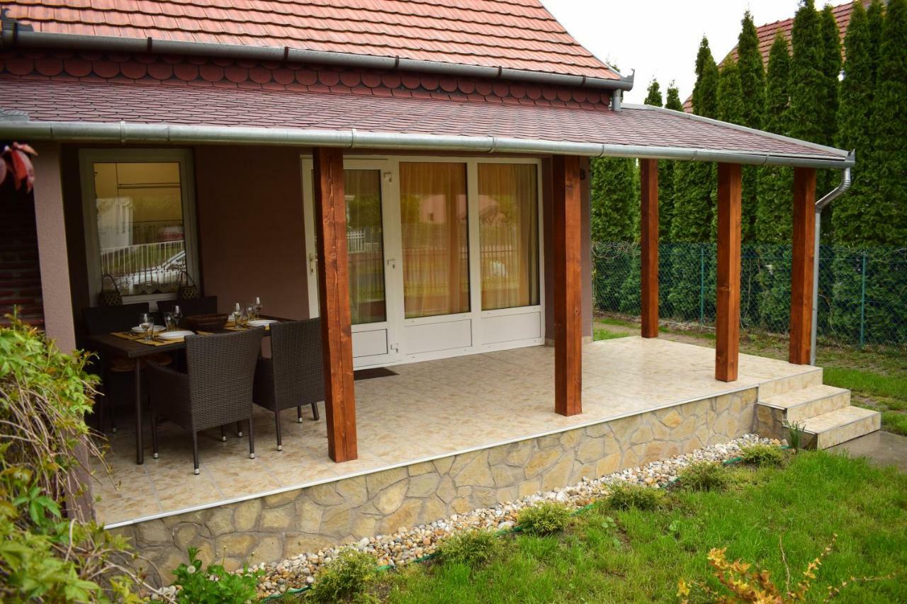 Vadszolo Apartman Balatonmariafurdo Exterior photo